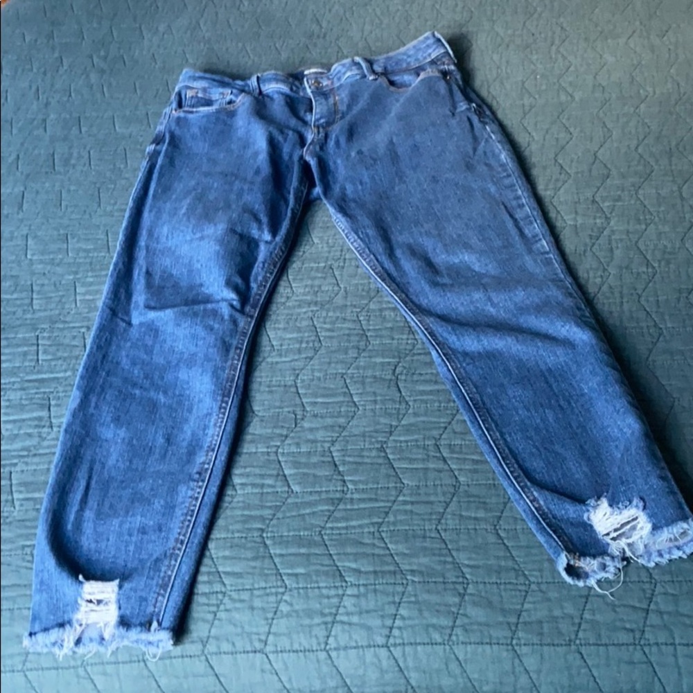 Rockstar Super Skinny Distressed ankle jeans